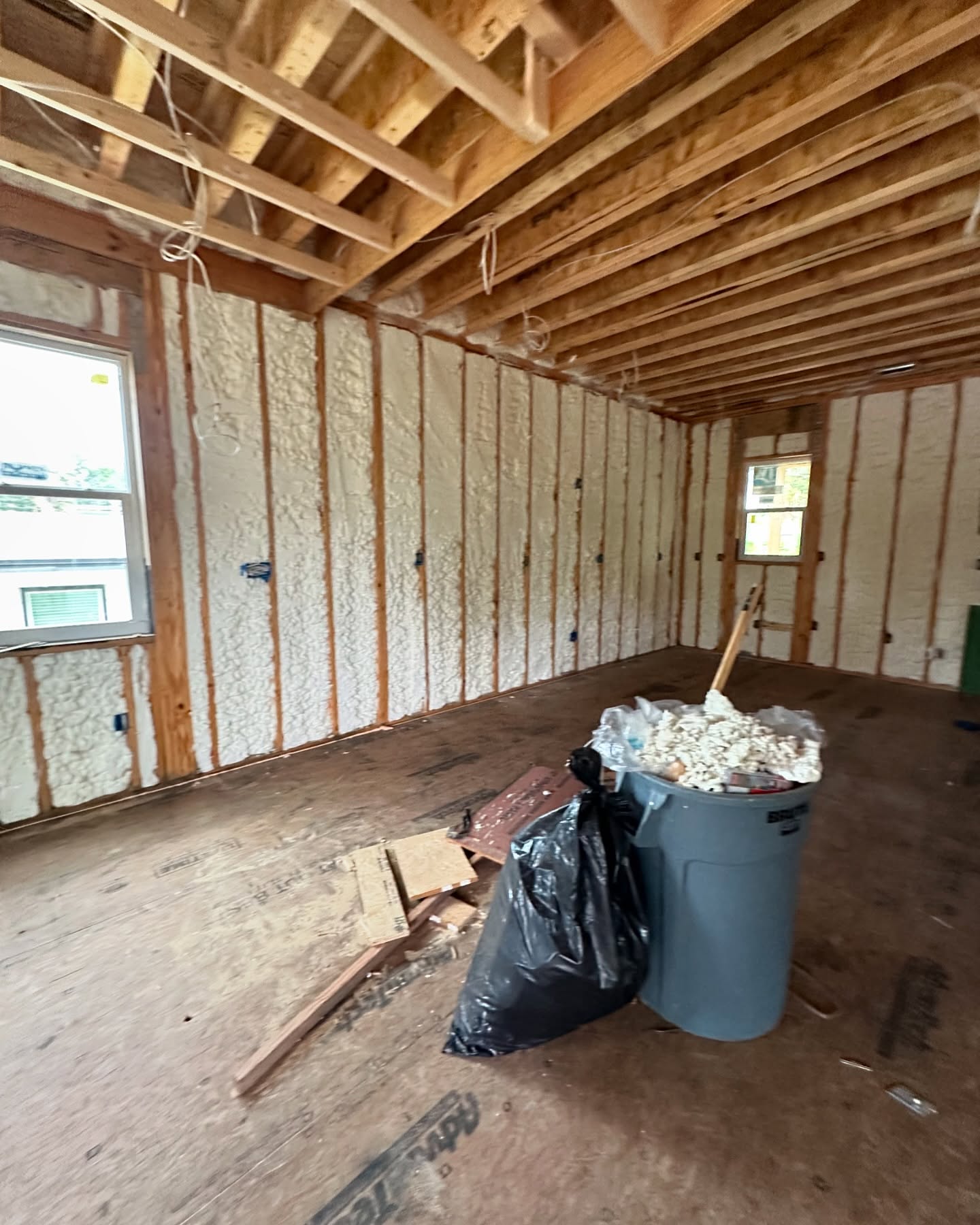 Old insulation vacuum removal
