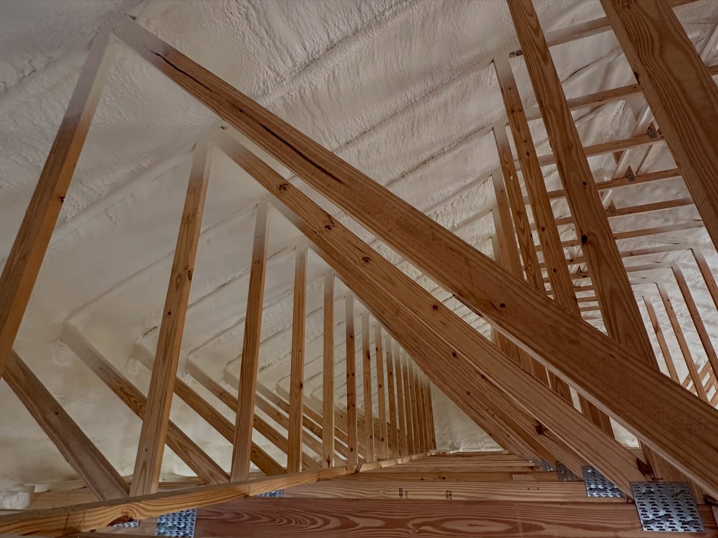 Salo Insulation crew on the job